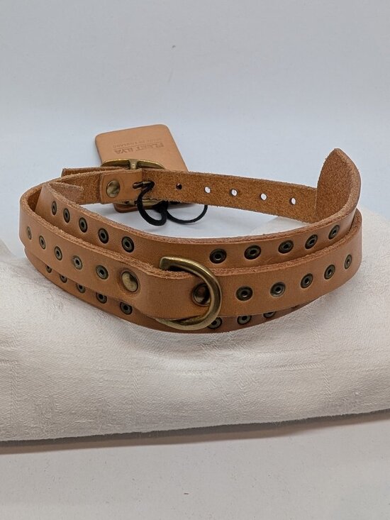 Fleet Ilya Accessories - Fleet Ilya Classic Leather Collar Studs Grommets D-Ring Natural Tan New NWT
